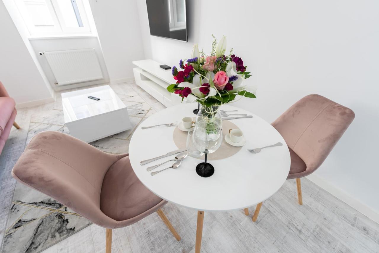 Apartamenty Centrum Nowoczesny Design - Dream Apart Bielsko-Biała Extérieur photo